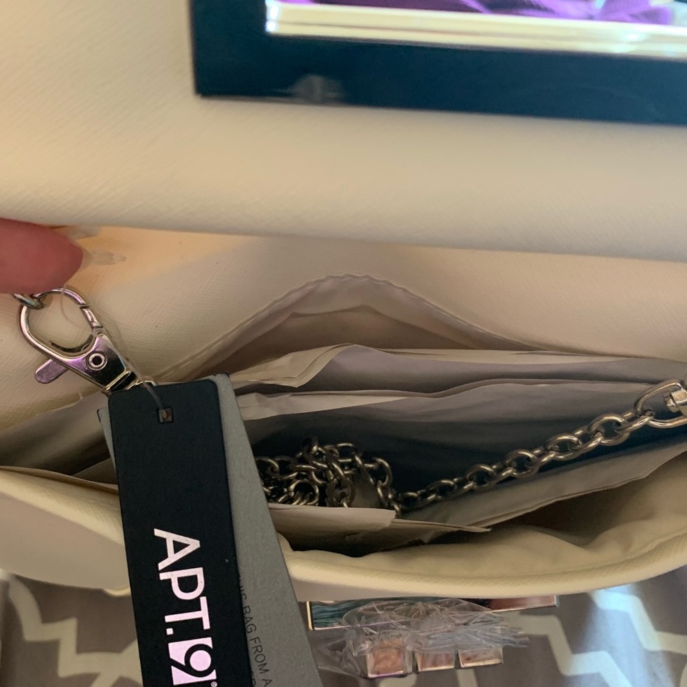 Cute spring clutch - Picture 5 of 5